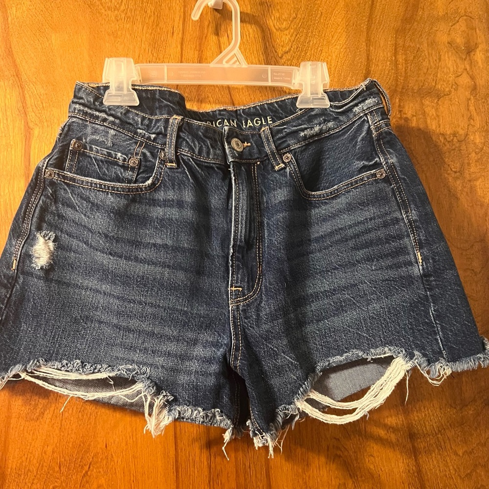 America Eagle-Size 6 Distressed Denim Shorts